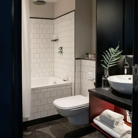 The Mont 4*