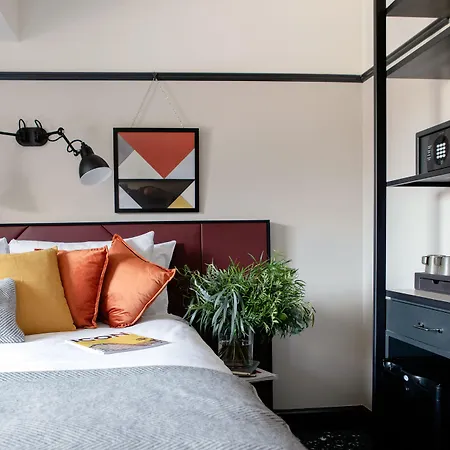 Otel The Mont Dublin