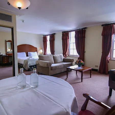 The Mont Otel