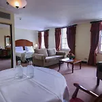 The Mont Hotel